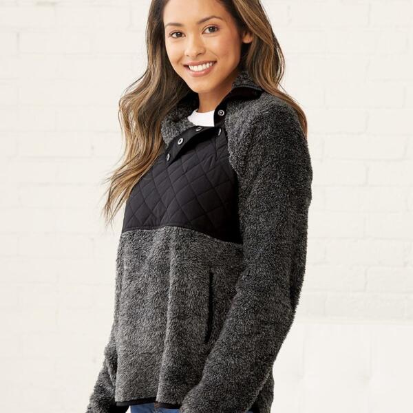 Women's Quilted Fuzzy Fleece Snap PlacketPullover Thumbnail